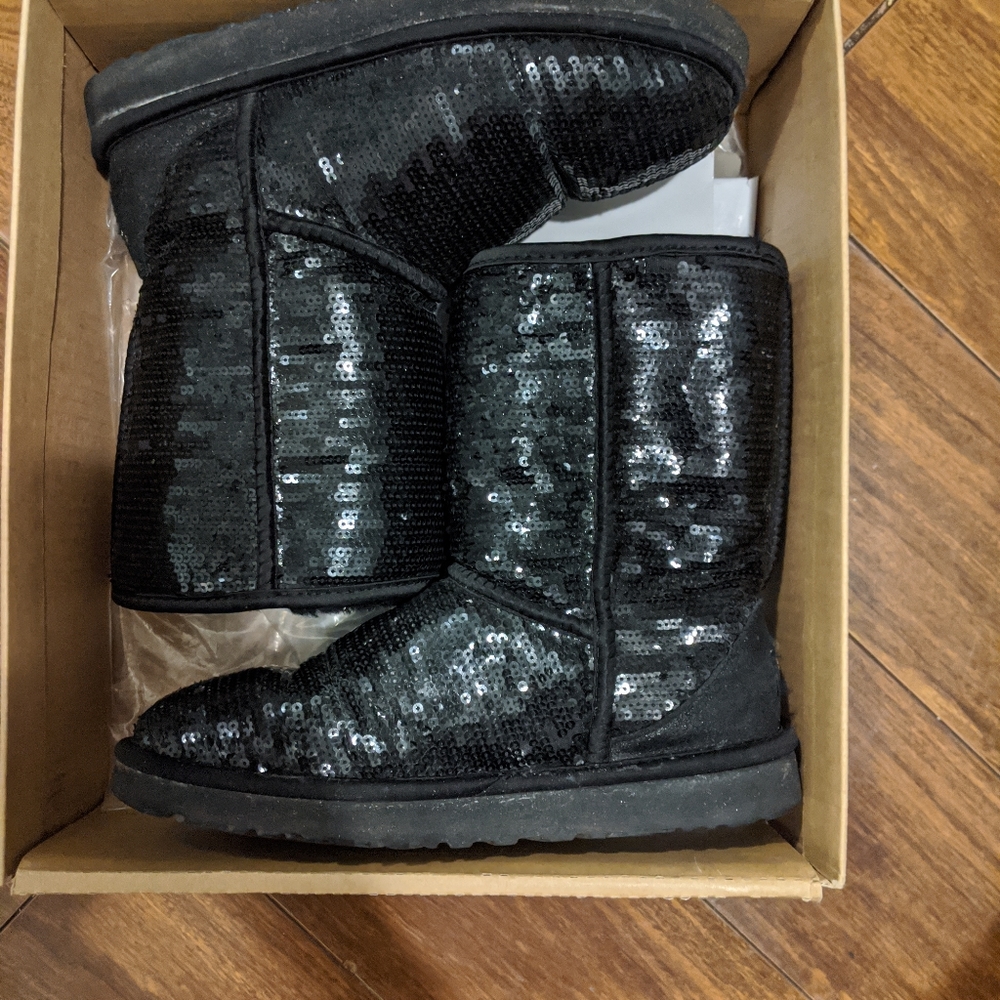 Black sparkle UGGs